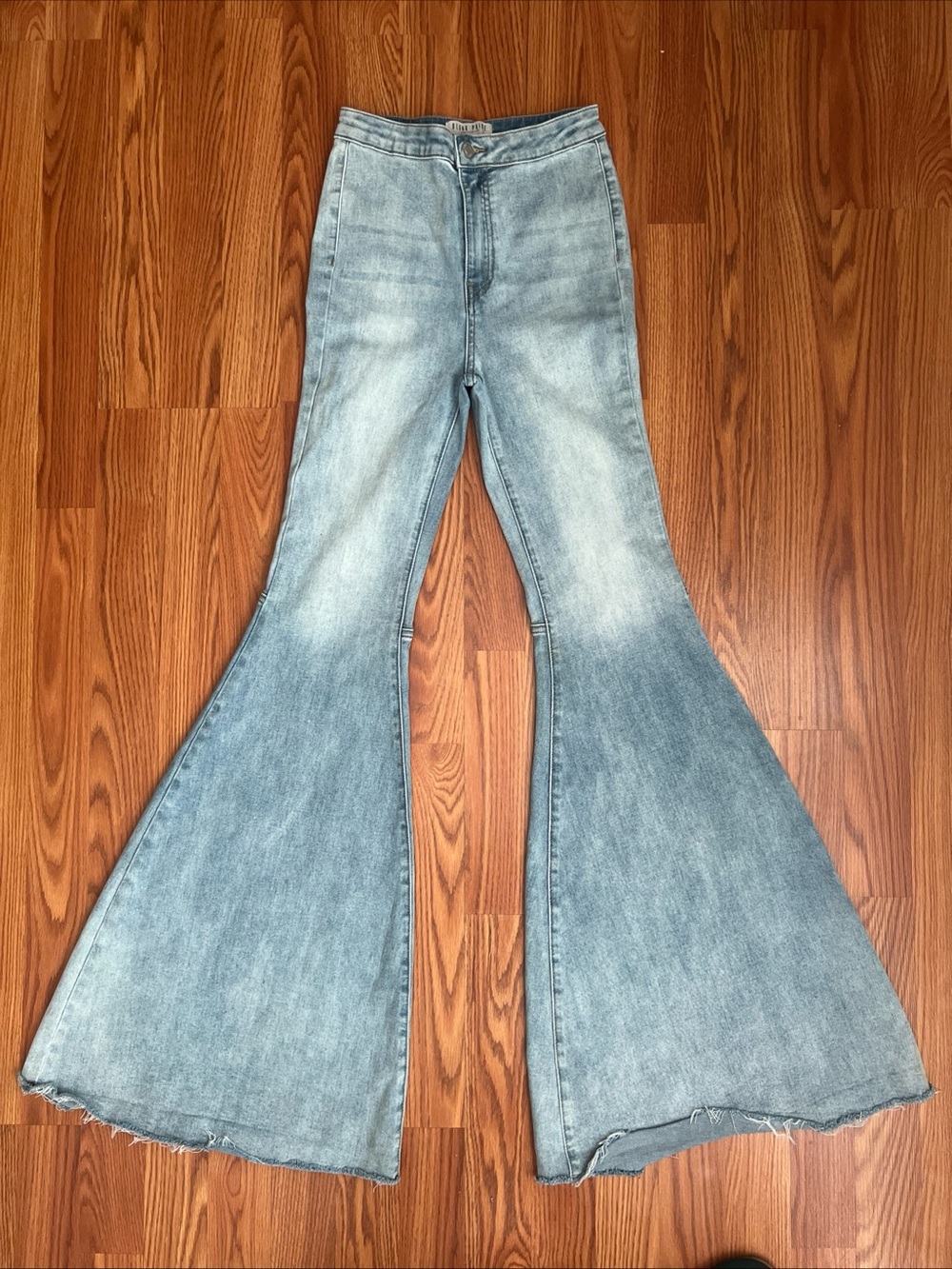 Women's High-Rise Light Blue Wide-Leg Flare Jeans